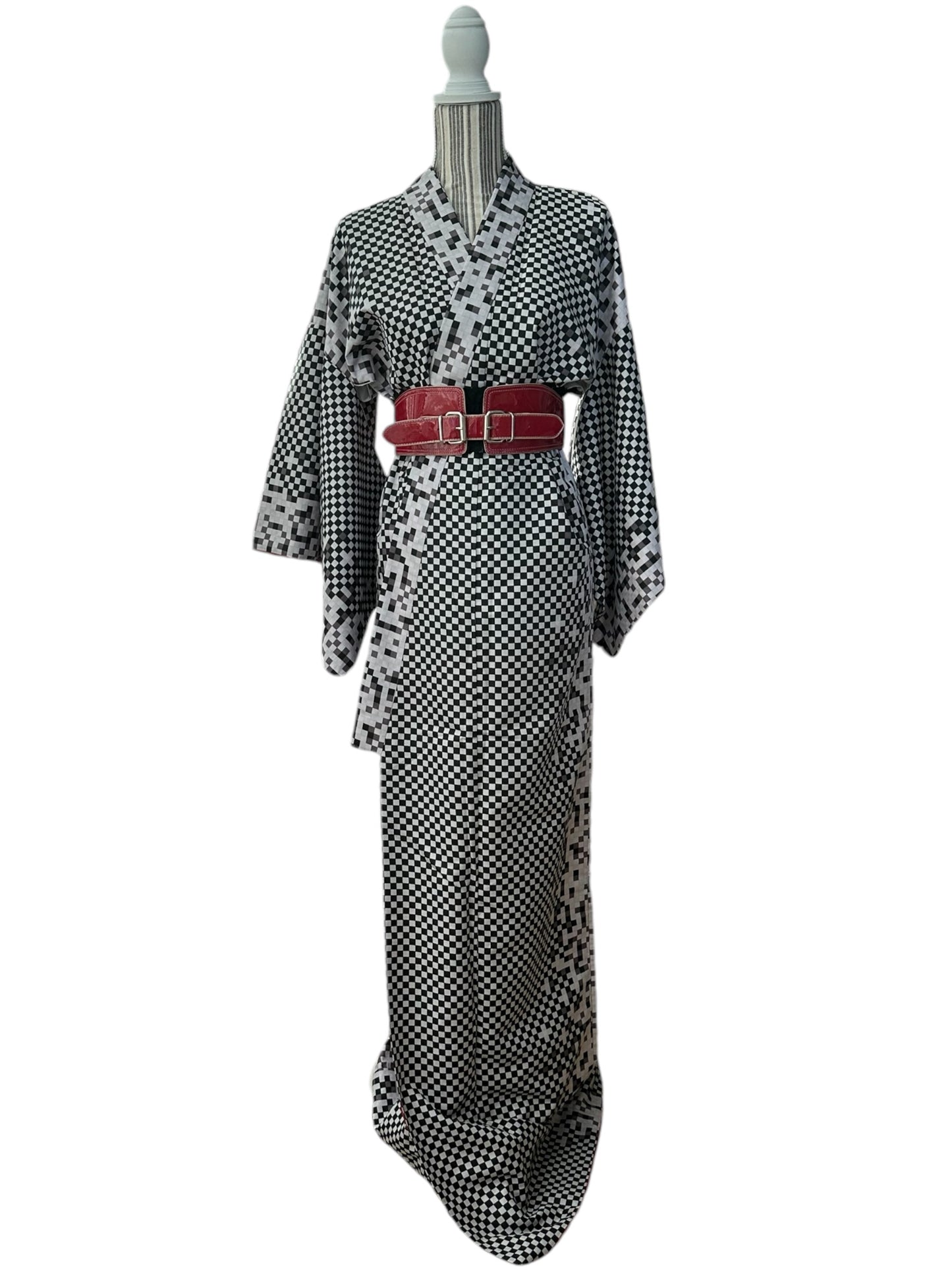 Yksivärinen kauneusruudullinen kimono