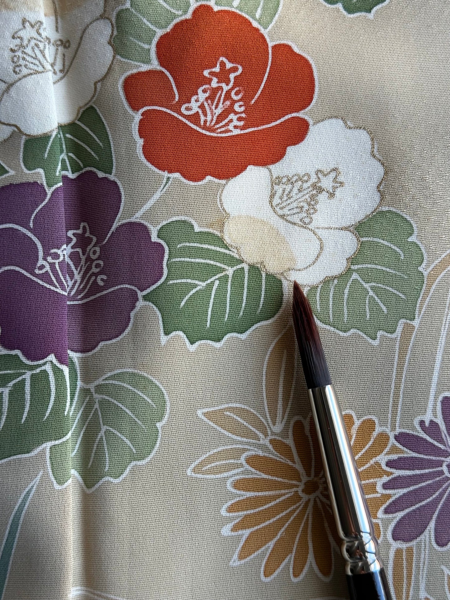Kimono cu flori bej