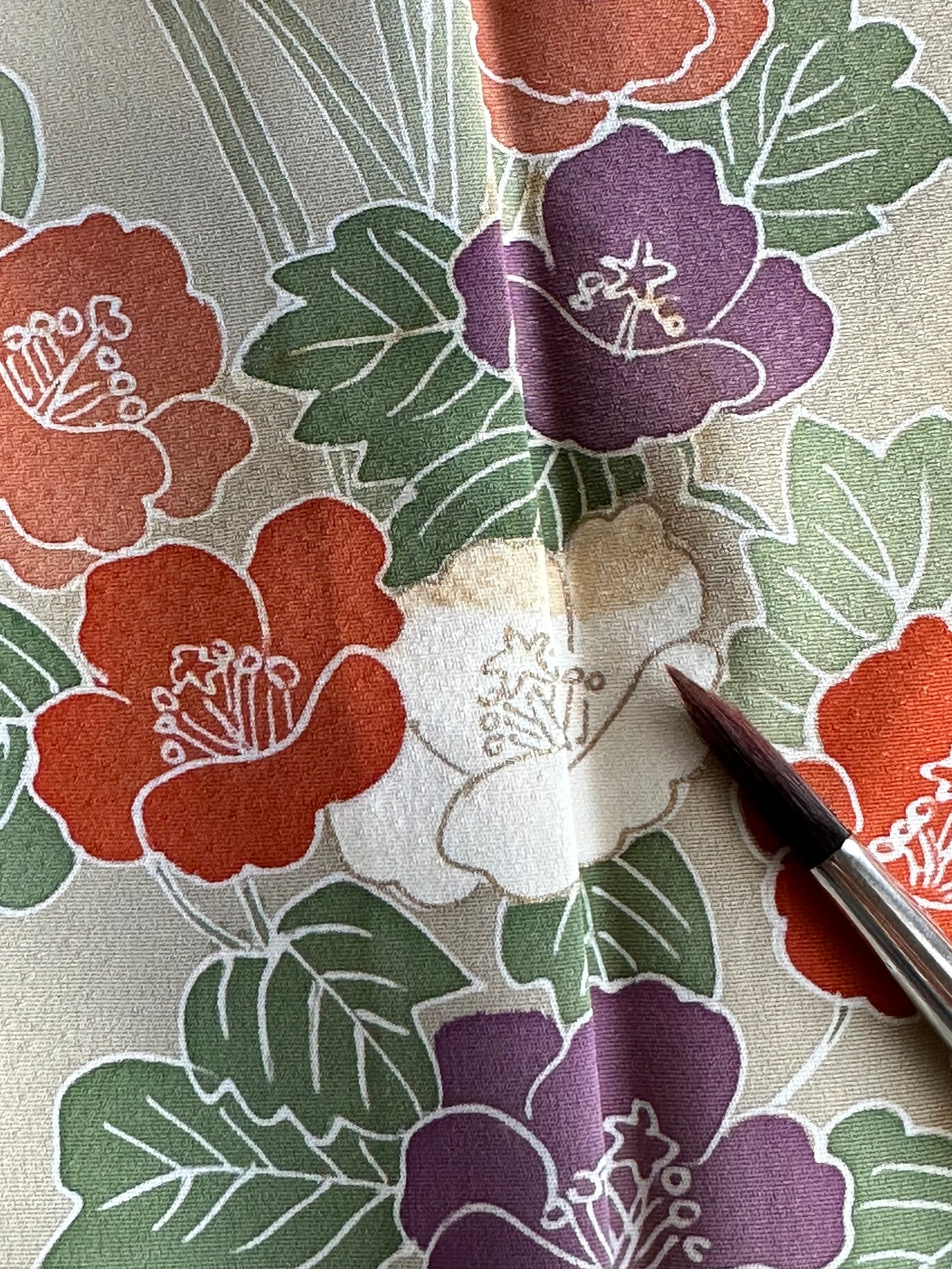 Kimono cu flori bej