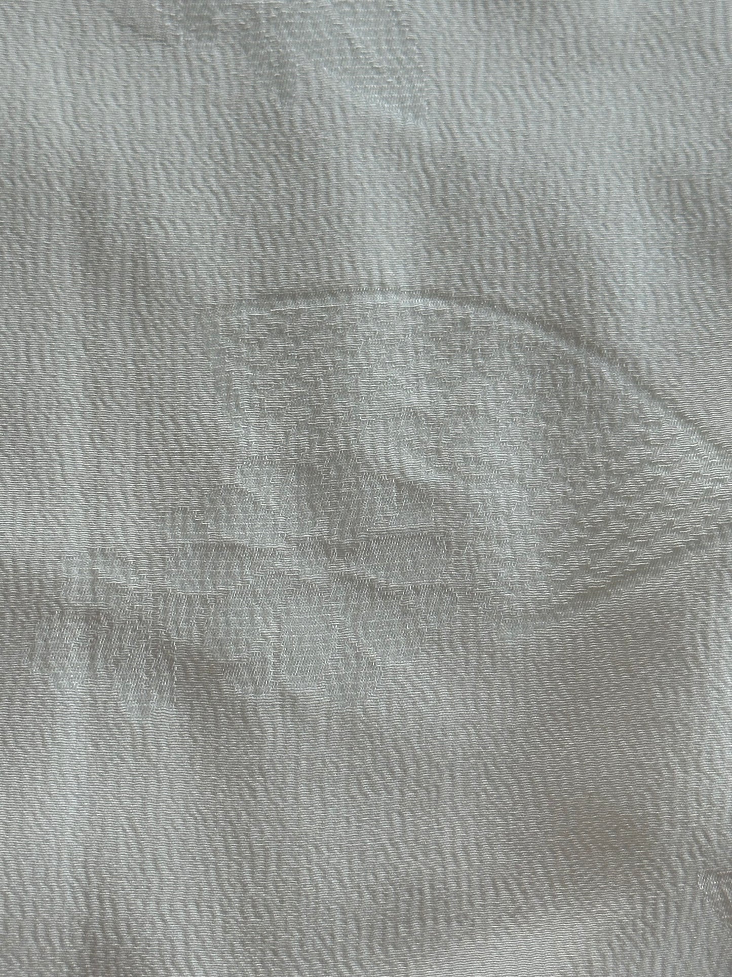 Lumière White Silk Nagajuban