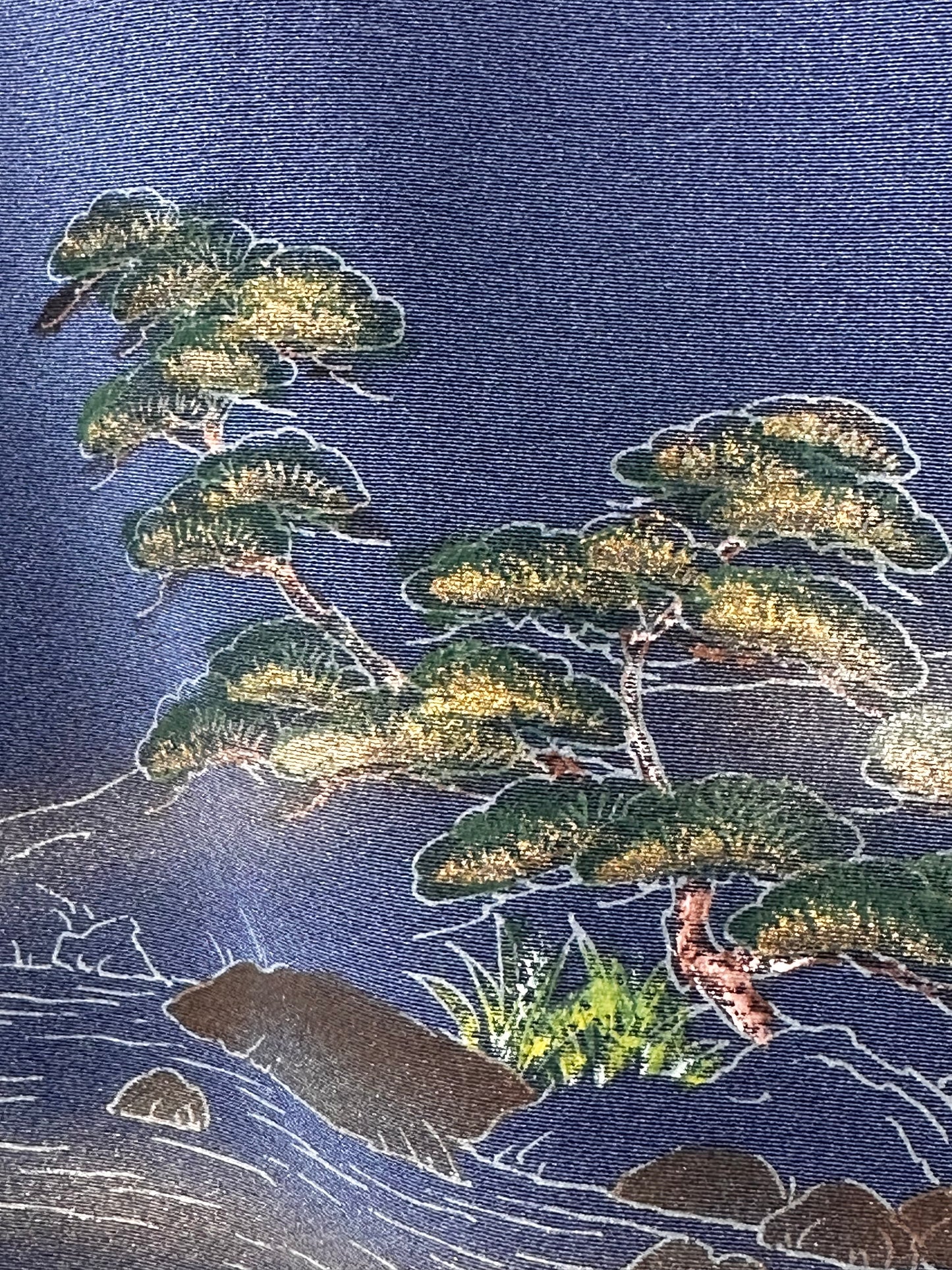 Pavilionul de Aur Kimono Irotomesode