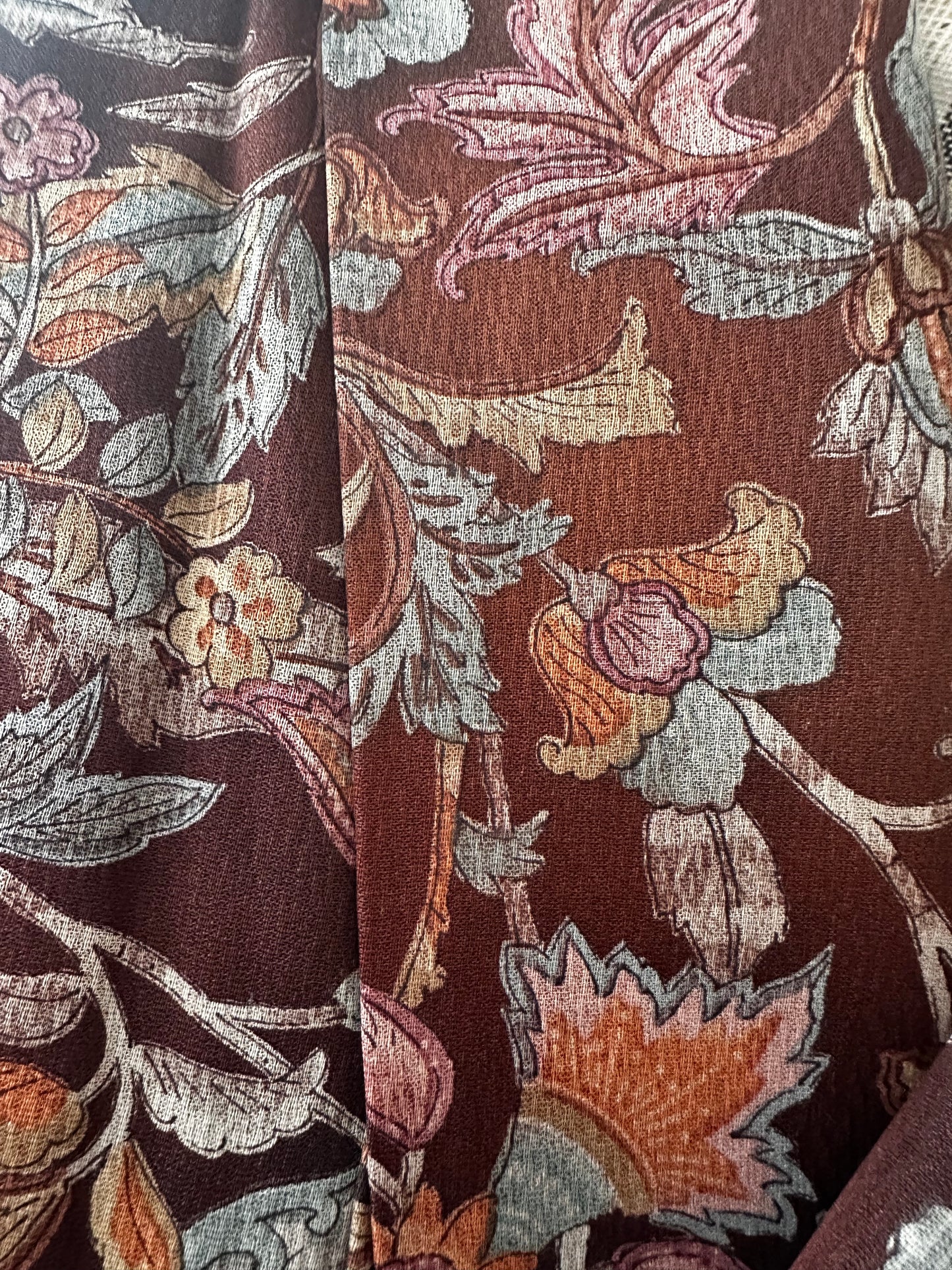 Kimono Maroon Garden