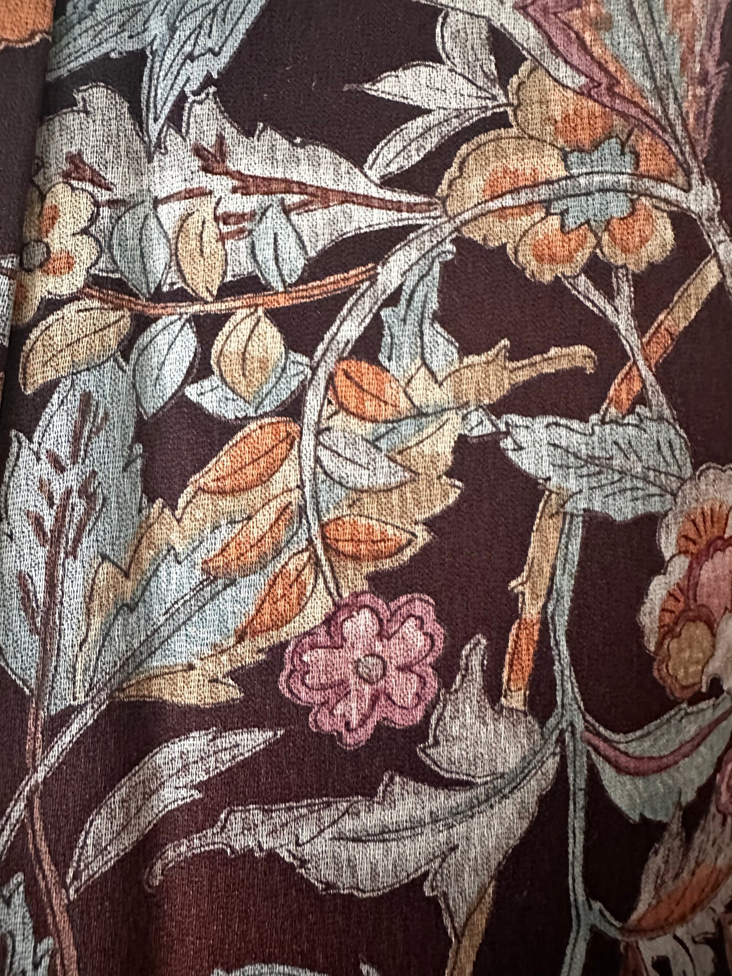 Kimono Maroon Garden