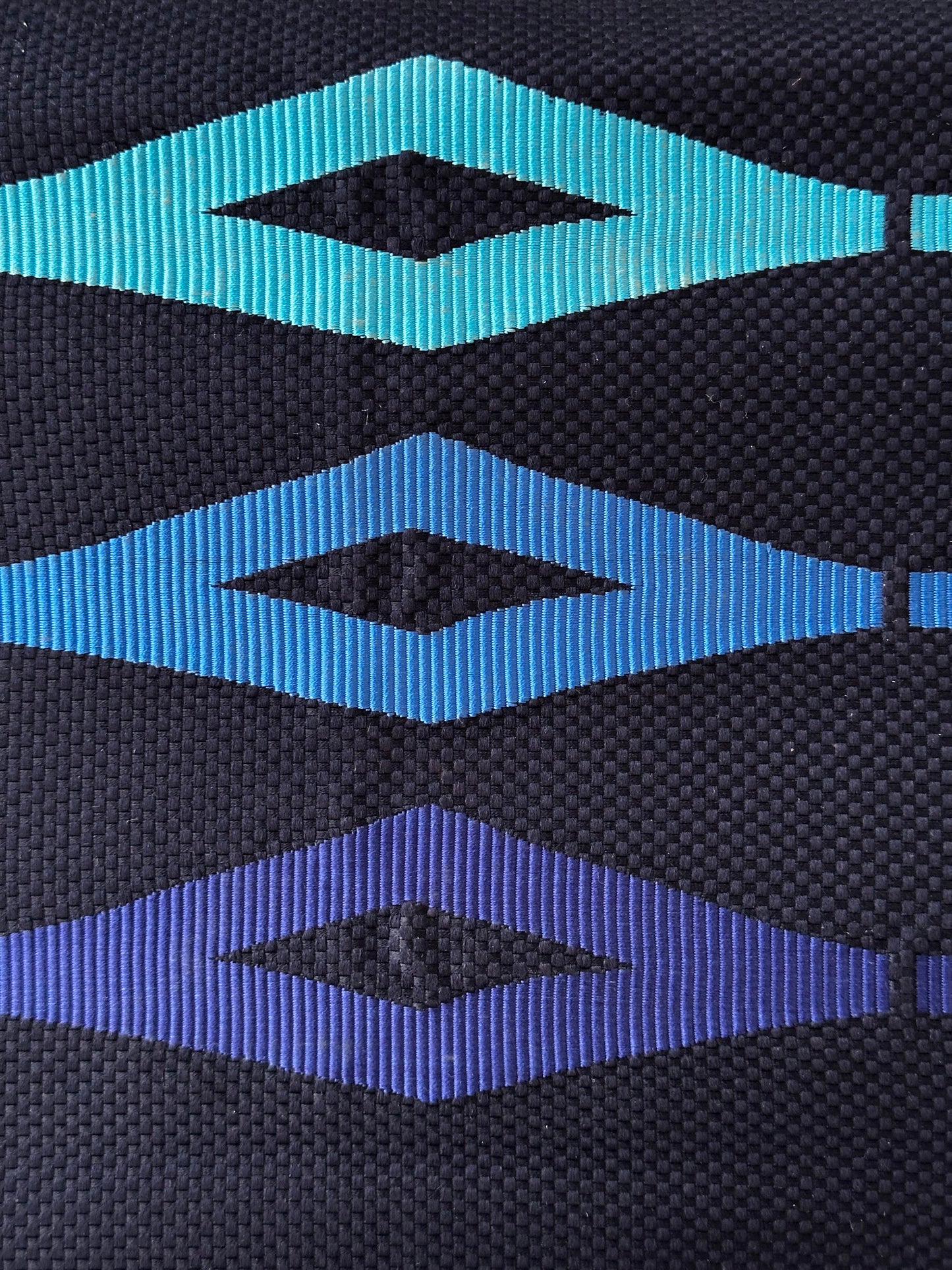 Turkoosin haalistuminen – Vintage Nagoya Obi