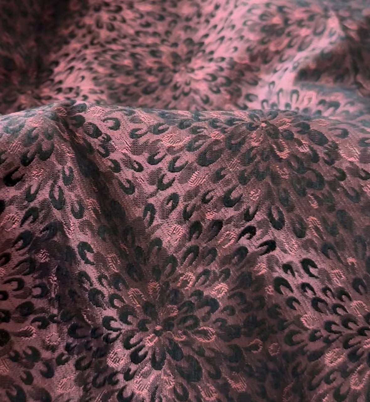 Tyylitelty krysanteemi Haori