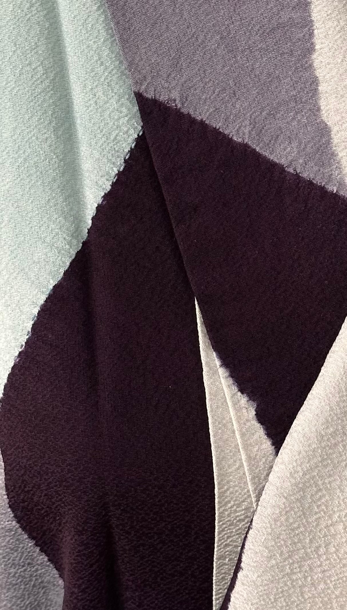 Geometrinen Komon Kimono