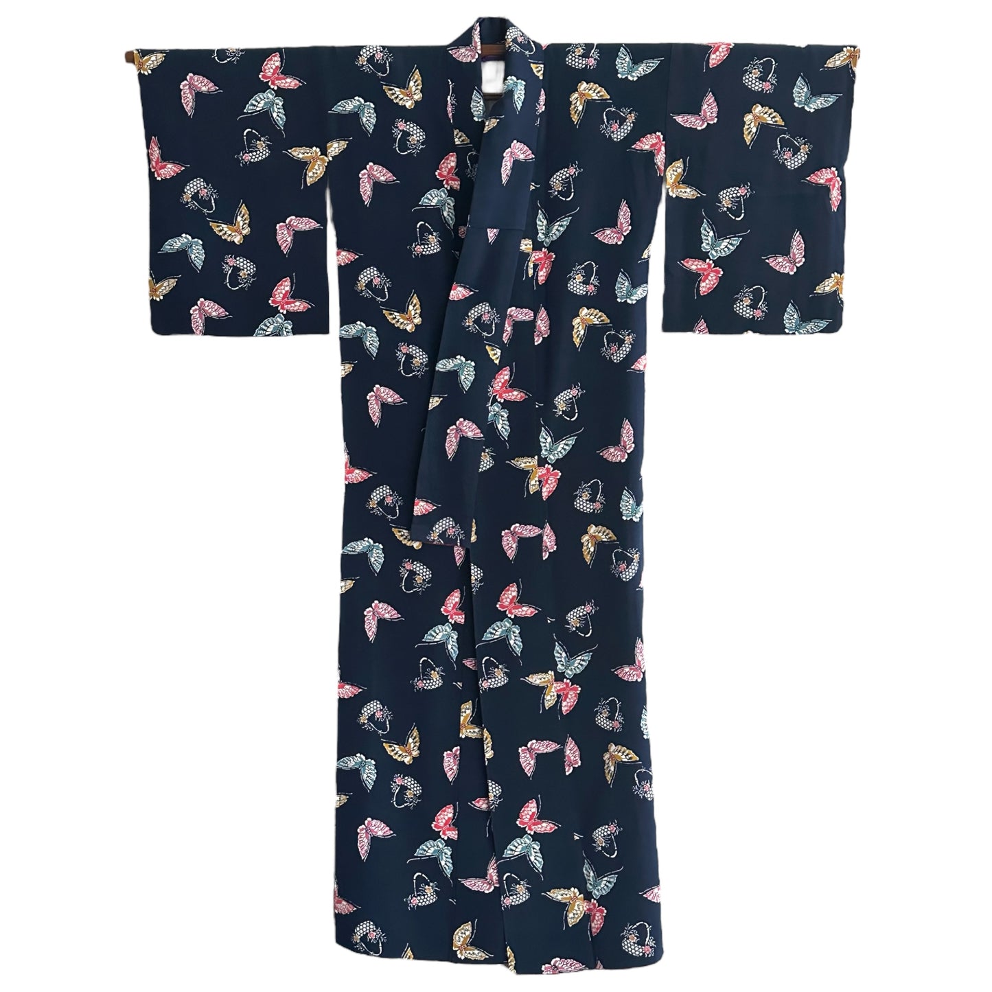 Kimono Fluturi și Coș Floral