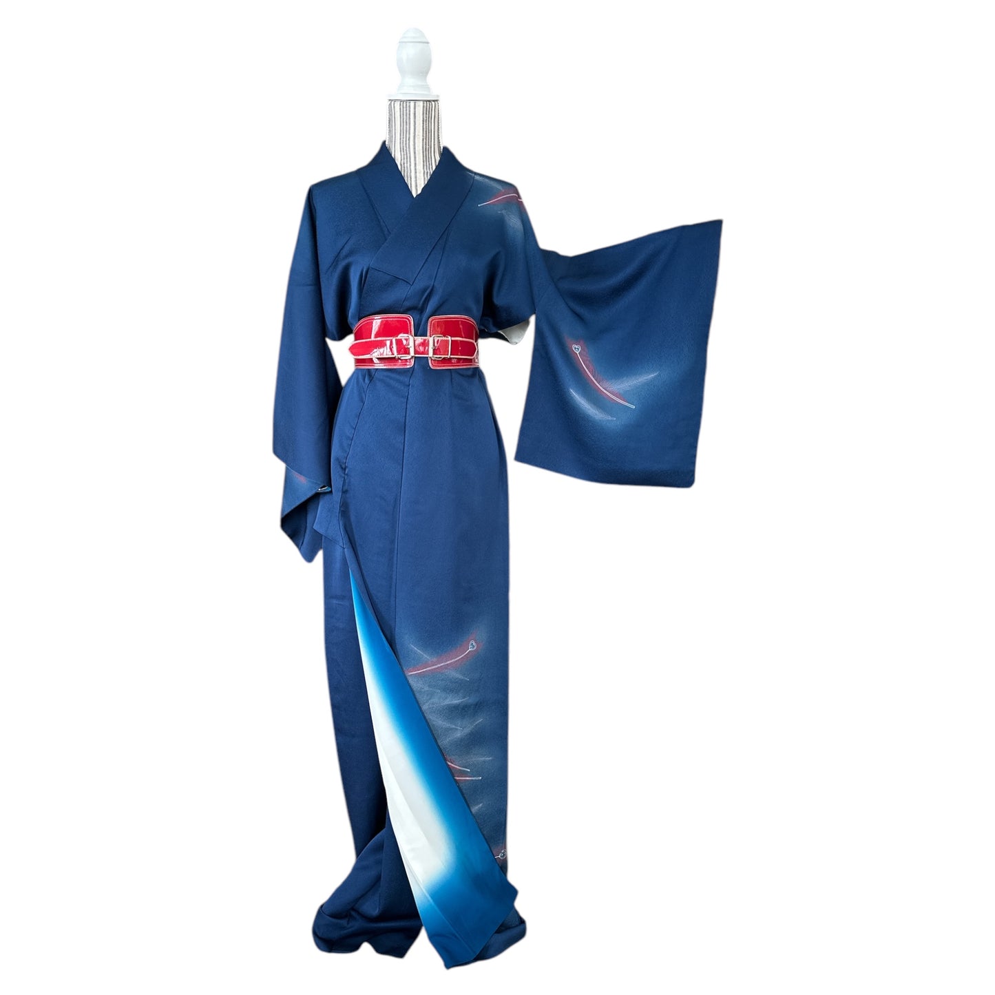 Kimono cu pene șoptite