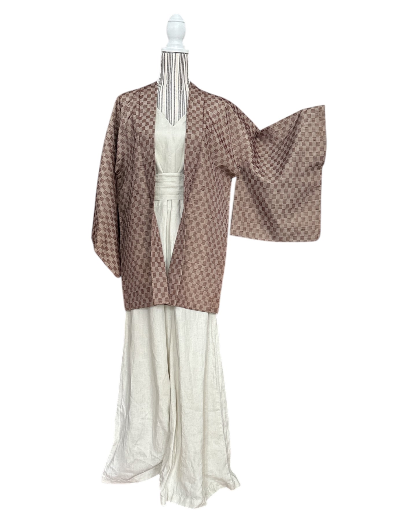 Mykistetty ruskea geometrinen haori
