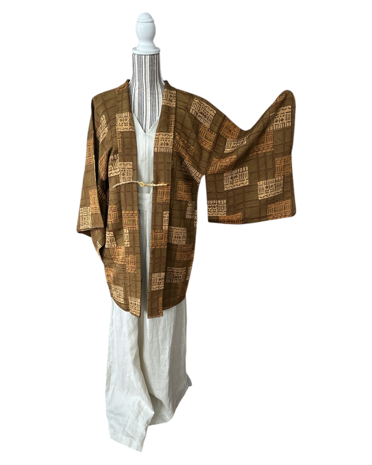 Haori în Nuanțe Pământii, cu Model Geometric