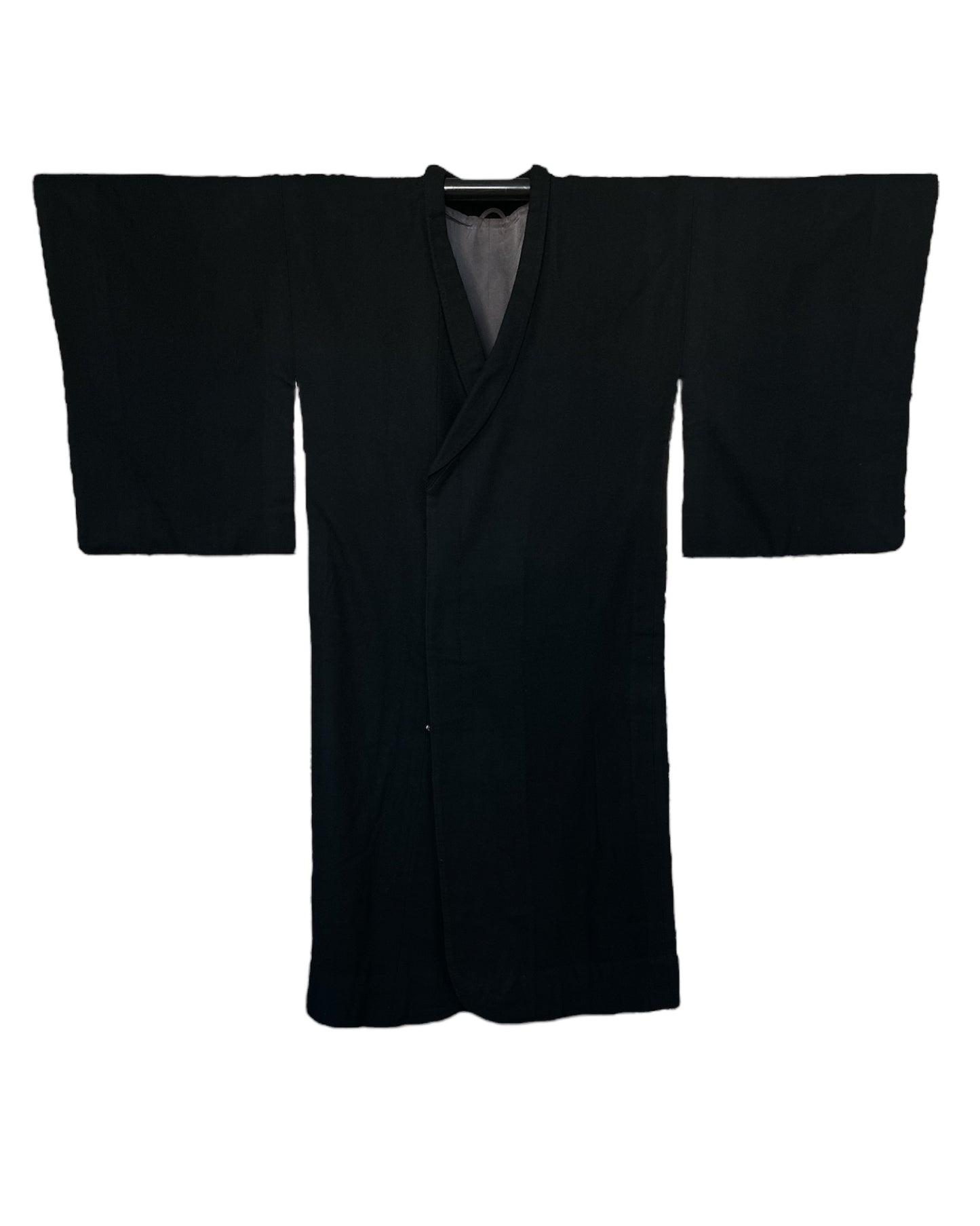 Negru atemporal – Palton Haori vintage