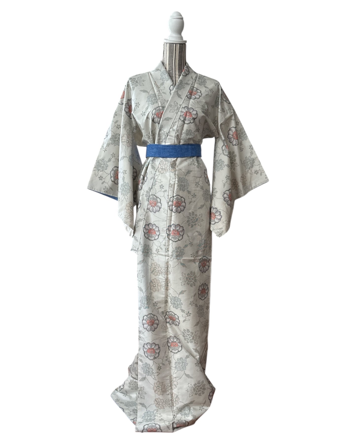 Oshima Tsumugi Floral Pearl Kimono