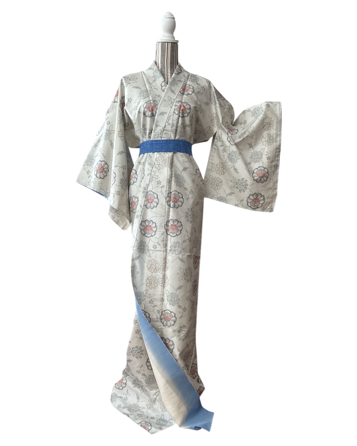 Oshima Tsumugi Floral Pearl Kimono