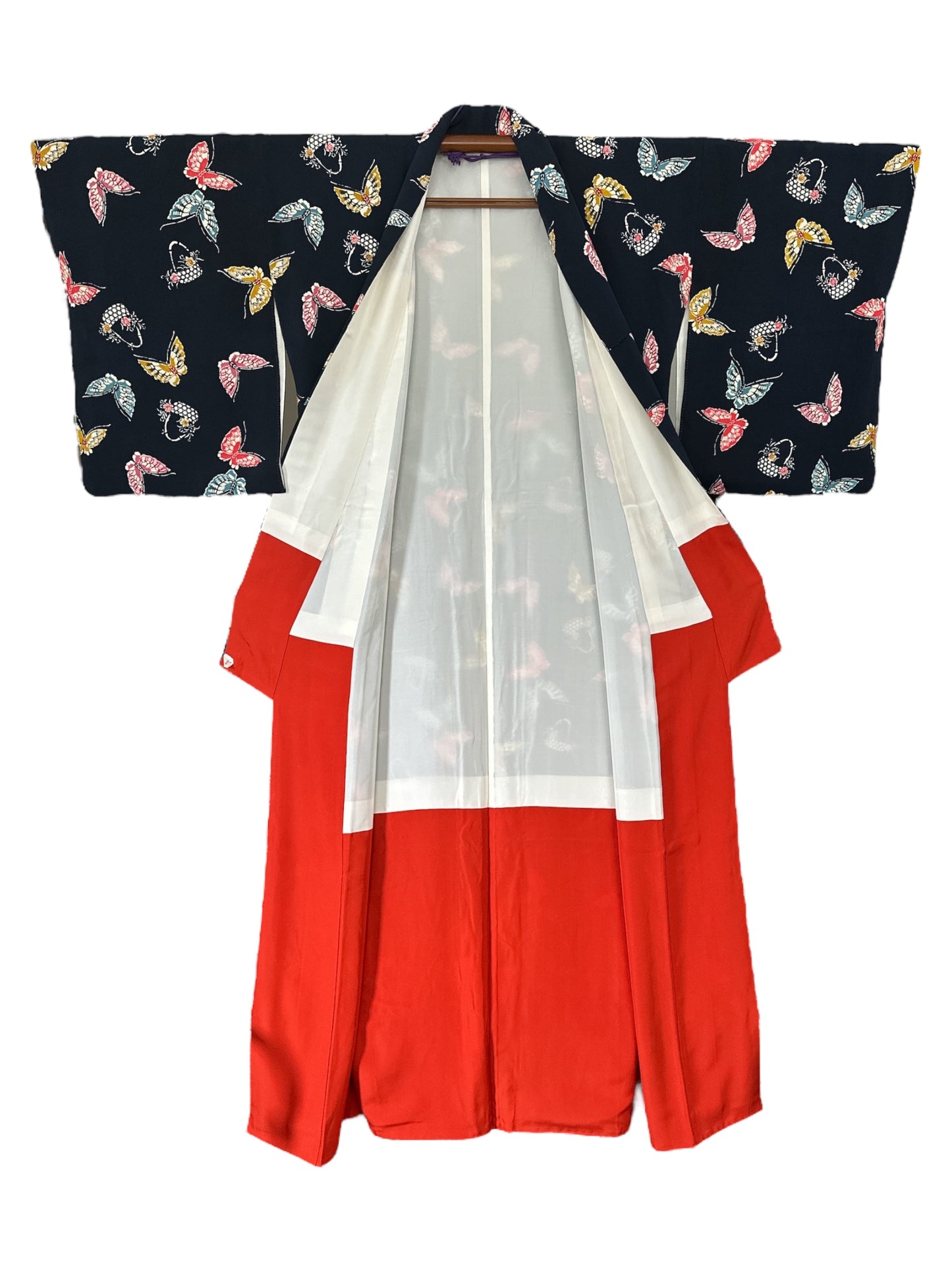 Kimono Fluturi și Coș Floral