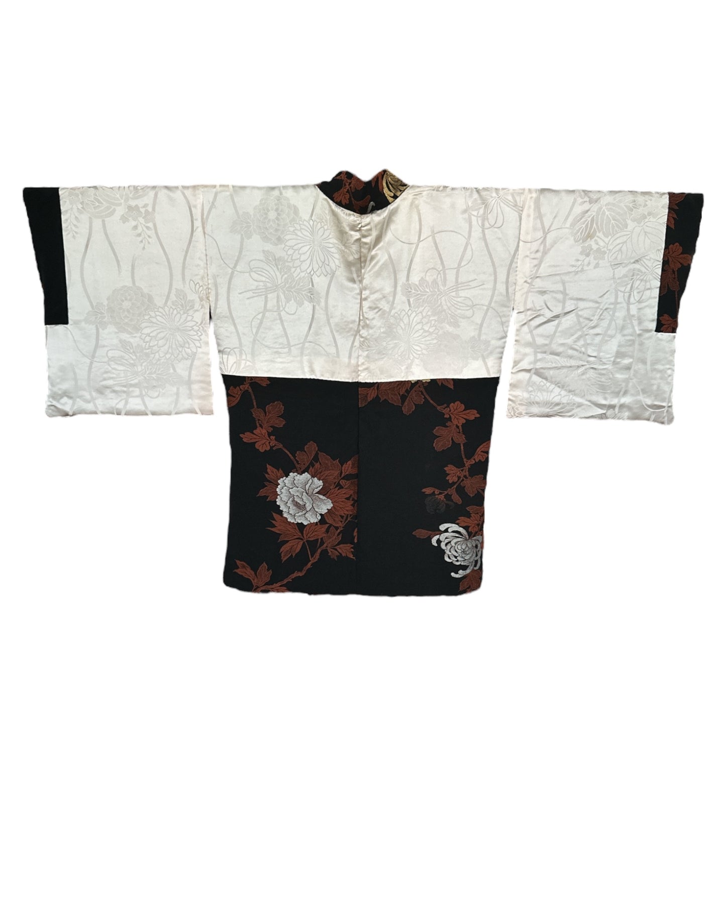 Black Chrysanthemum Elegance Haori