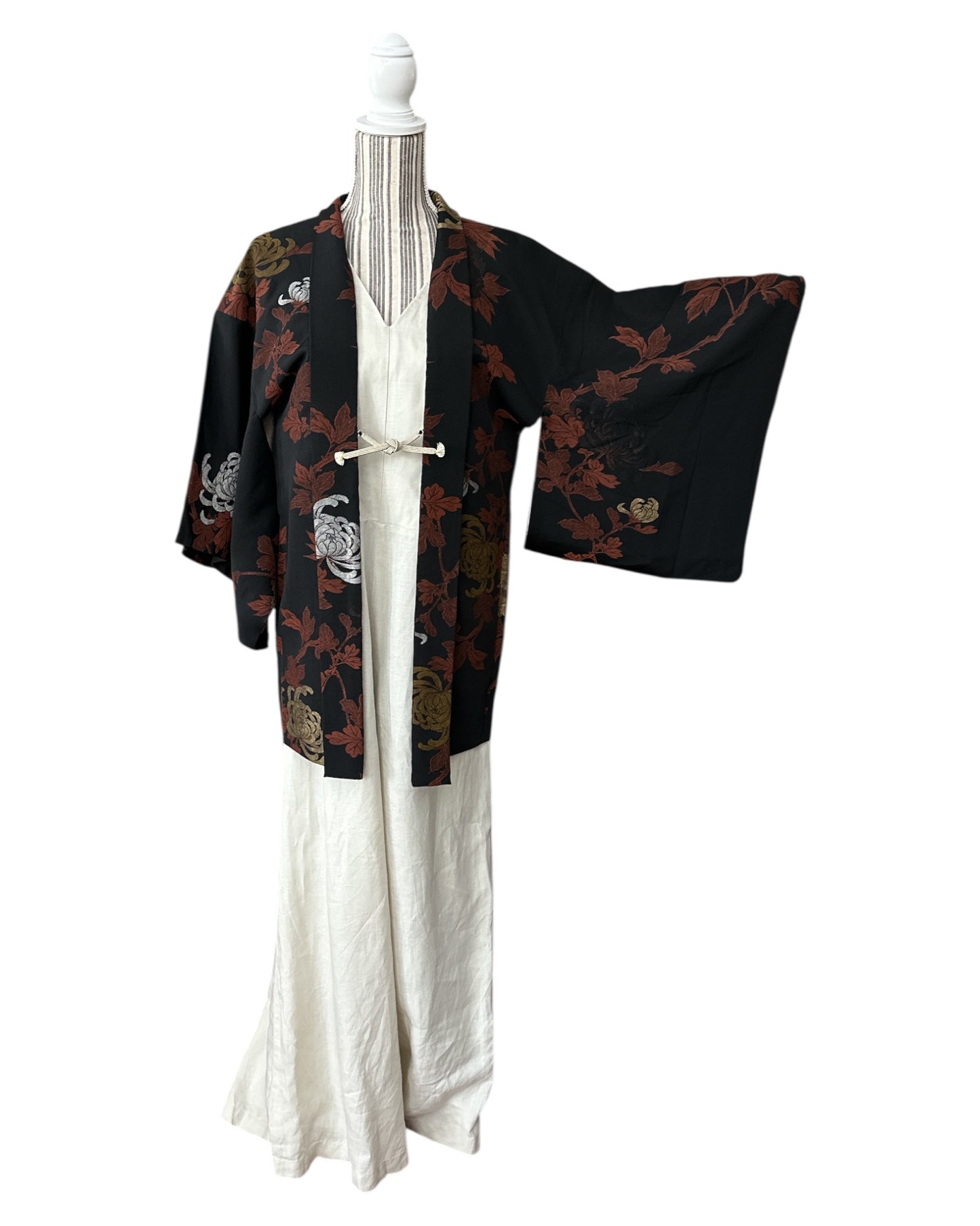 Black Chrysanthemum Elegance Haori