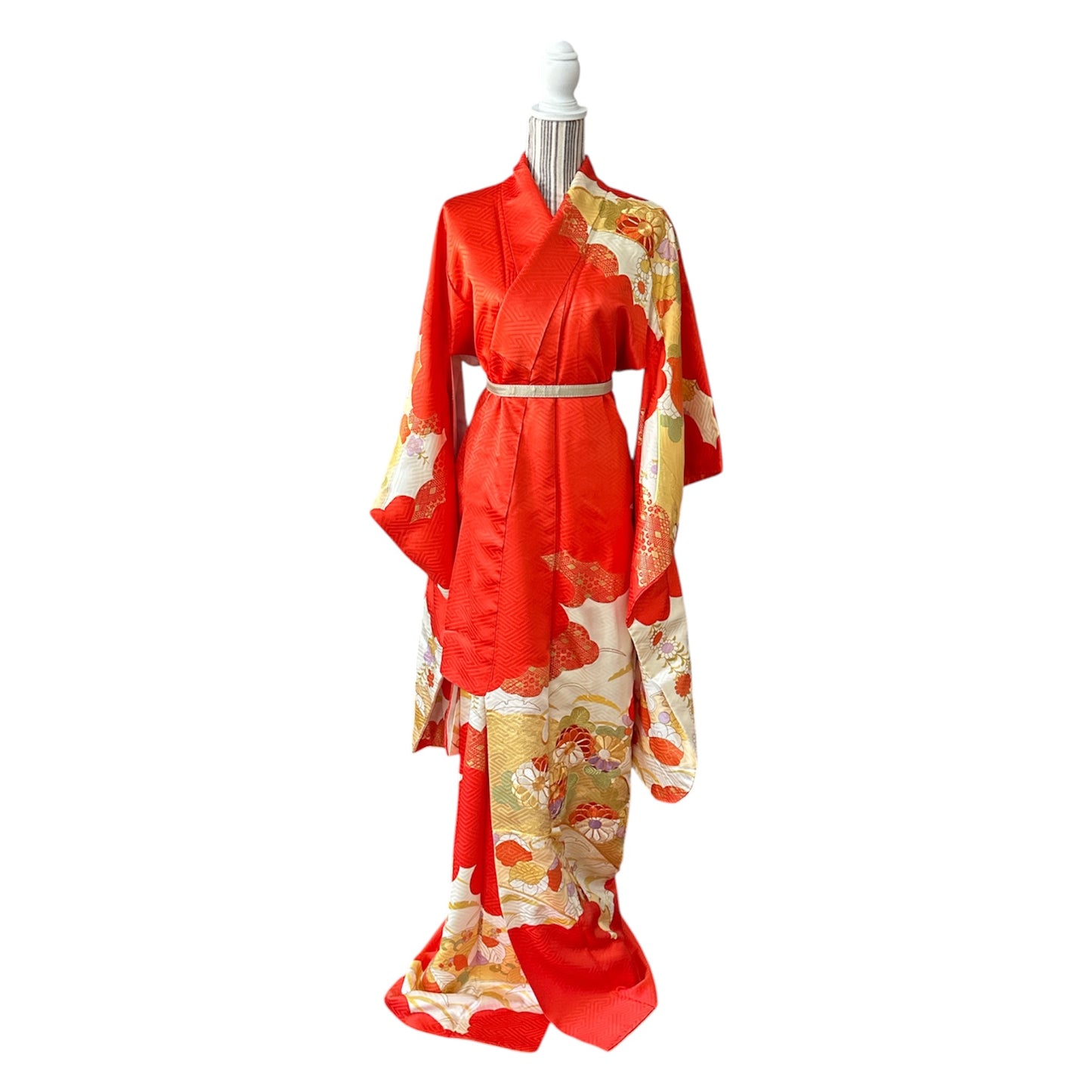 Golden Cloud Geometric Vintage Furisode