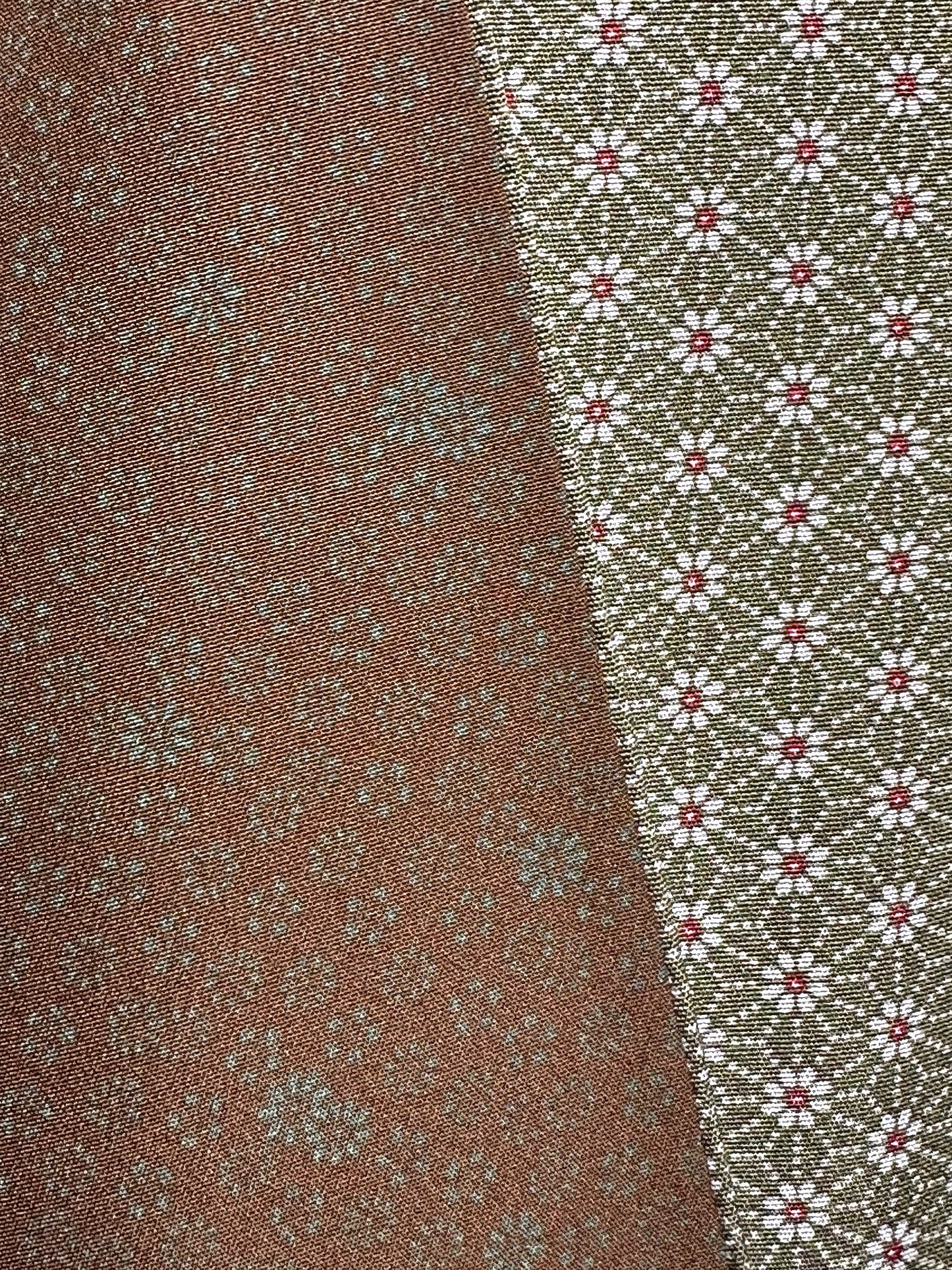 Chimono Komon cu flori de prun