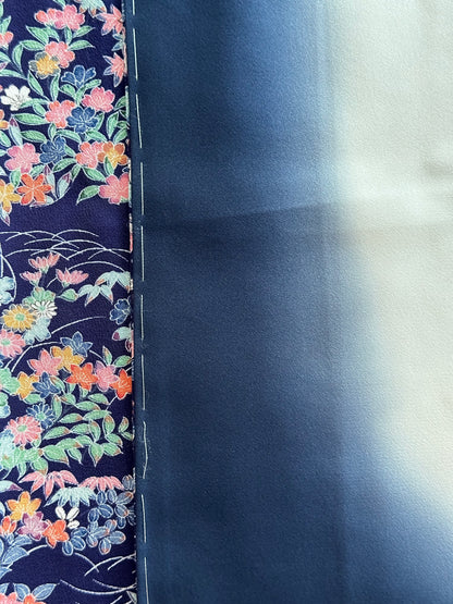 Blue-Violet Floral Komon