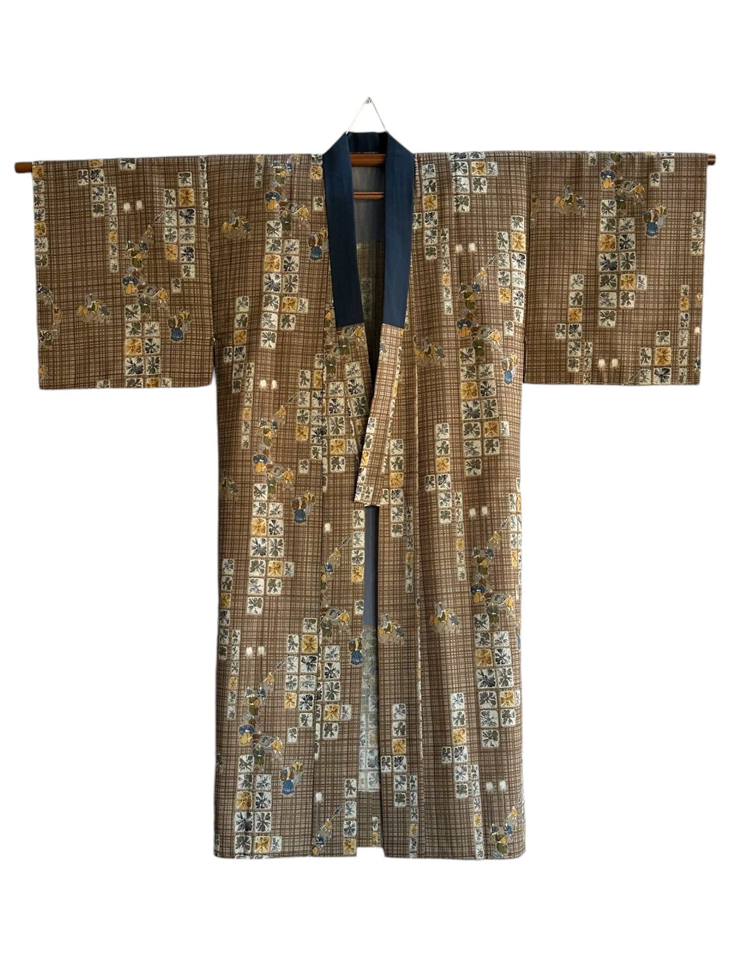 Classic Brown Wool Juban: A Tribute to Samurai Culture